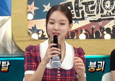 ‘라디오스타’ 트와이스 나연, 투어 중 눈물?! “인이어 고장→마이크 거꾸로 들고 노래”