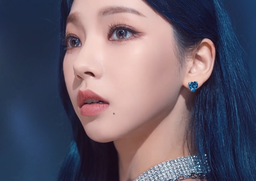 SM 신인 걸그룹 에스파, 17일 싱글 '블랙 맘마'로 전격 데뷔