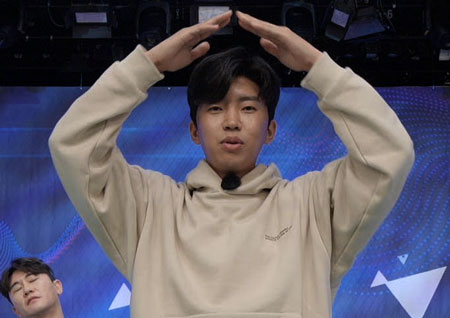 임영웅의 신곡+멤버들의 군무로 완벽 무대 첫 공개, 기대감 ↑ (뽕숭아학당)