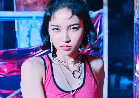 블링블링 아야미, 개인 콘셉트 영상 공개…반전 래퍼 카리스마