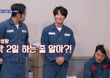 '장르만 코미디' 김준호, 윤시윤과 재회... 박영진 "감빵생활 '1박 2일' 하는 줄 알아?"