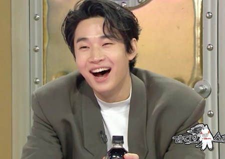 '라스' 헨리, 홀로서기 후 연습생 복귀? 강다니엘 연습실 스틸 성공기