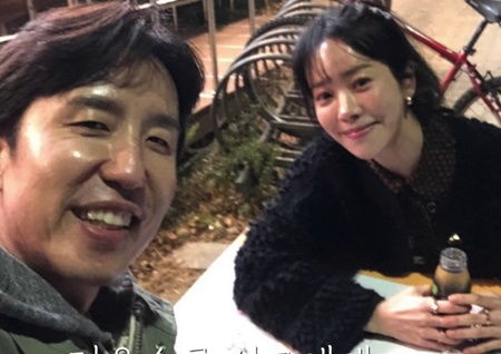 영화 '조제' 한지민, '밤을 걷는 밤'서 유희열과 밤 산책 