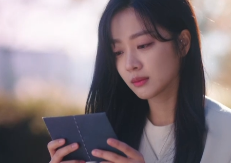 '구미호뎐' 이동욱, 조보아에 웨딩드레스 선물