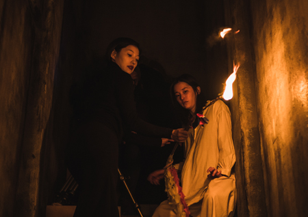 이엘-전종서, 압도적 존재감 발산… '콜' 비하인드 스틸 공개