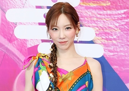 이기자심플리 "태연·라비, 열애or선후배? 판단은 여러분이…"