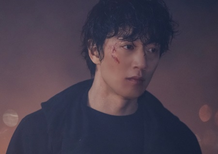 '루카' 김래원이 곧 장르, 눈빛부터 남다른 첫 스틸