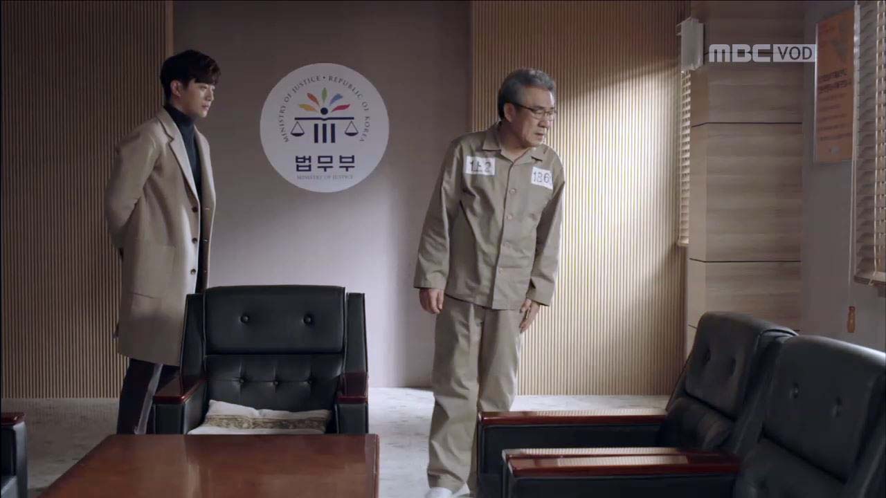 불야성 리뷰] “넌 세상 전부를 움켜쥐려는 거야!” 정동환, 이요원에 무릎꿇다!