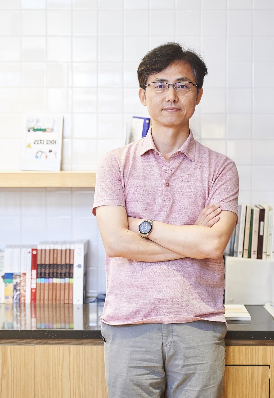 '비블리오 배틀' 오상광 PD "책을 읽고 싶게 만드는 가장 효과적인 방법은 신문 서평보다 직접 이야기로 듣는 것"