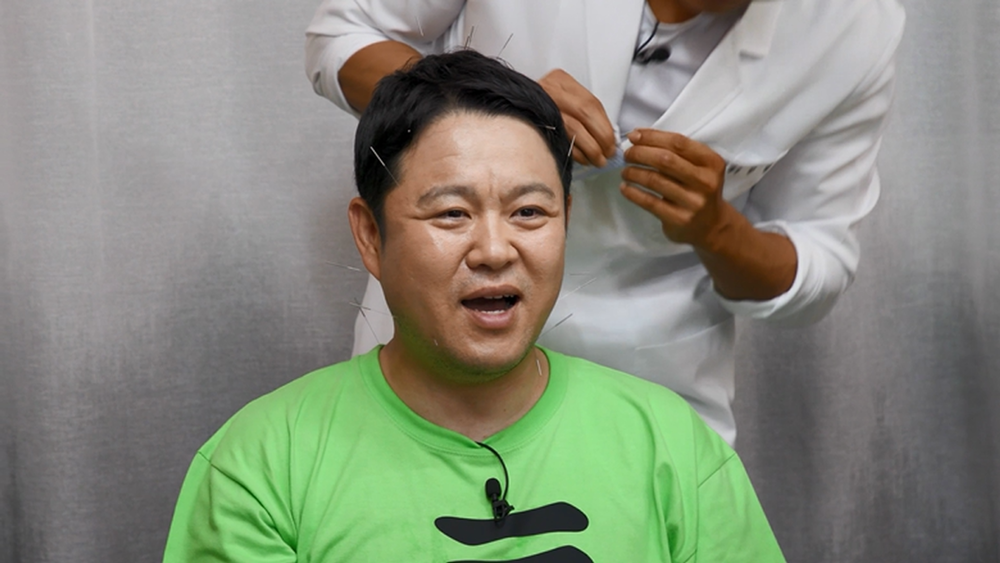 '마리텔V2' 김구라, 몸짱 한의사의 침 한방에 