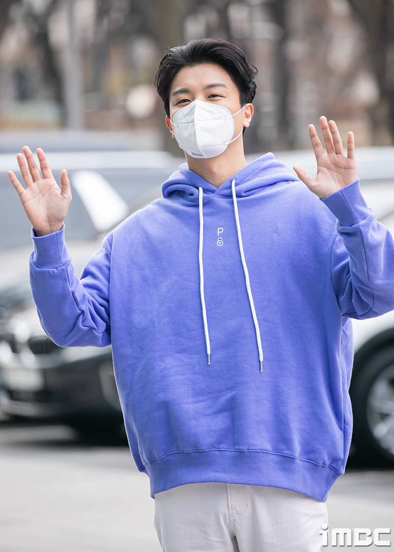 [포토] 연우진, '보라돌이 서른 아홉'