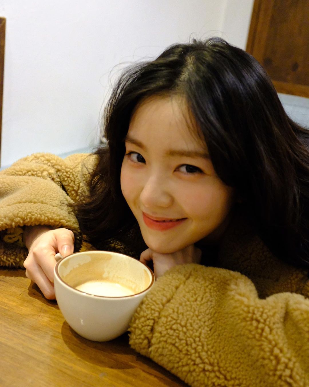 여친유출 레드벨벳 아이린, 여친짤의 정석…러블리 매력 뿜뿜 [인스타]