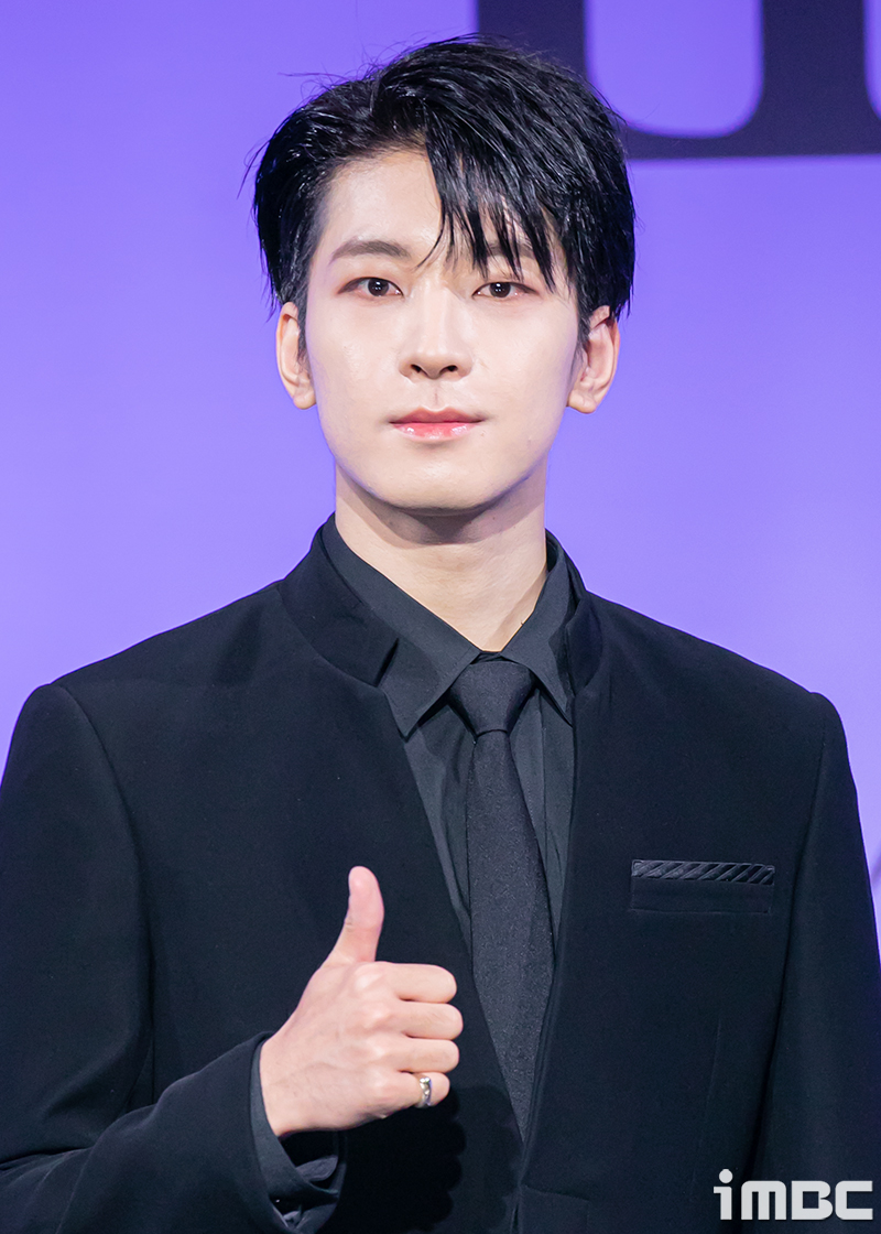 [포토] 원우, '세븐틴 으뜸!'