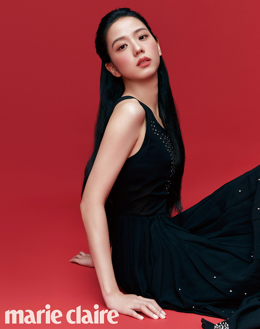 블랙핑크 지수, 붉은색 립 컬러 어울리는 성숙미