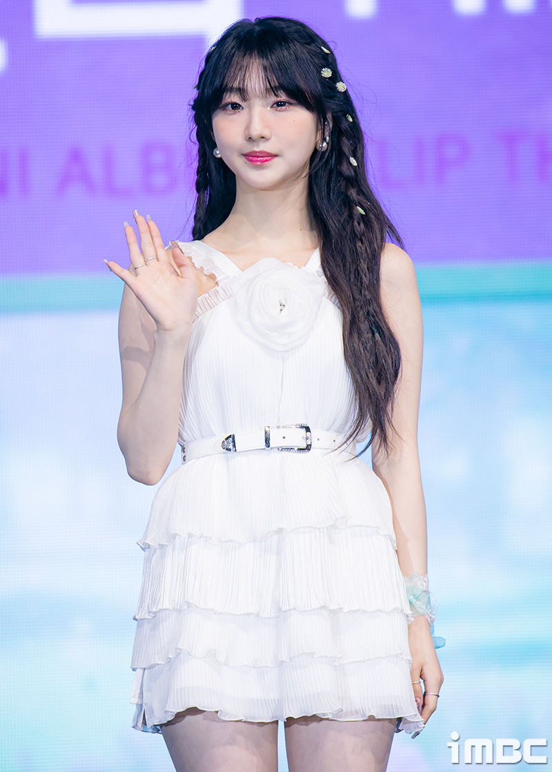 이달의 소녀 여진, 공연 중 실신? "일시적 호흡 문제" [공식입장]