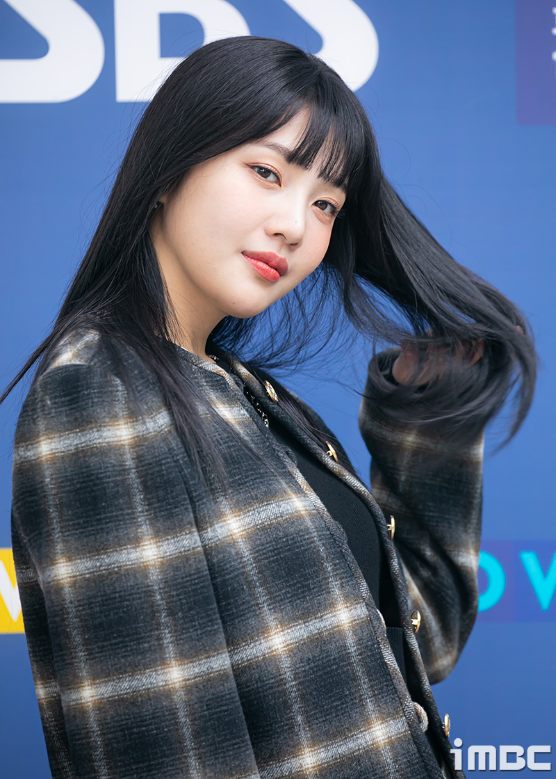 [포토] 조이, 꽃머리를 날려~