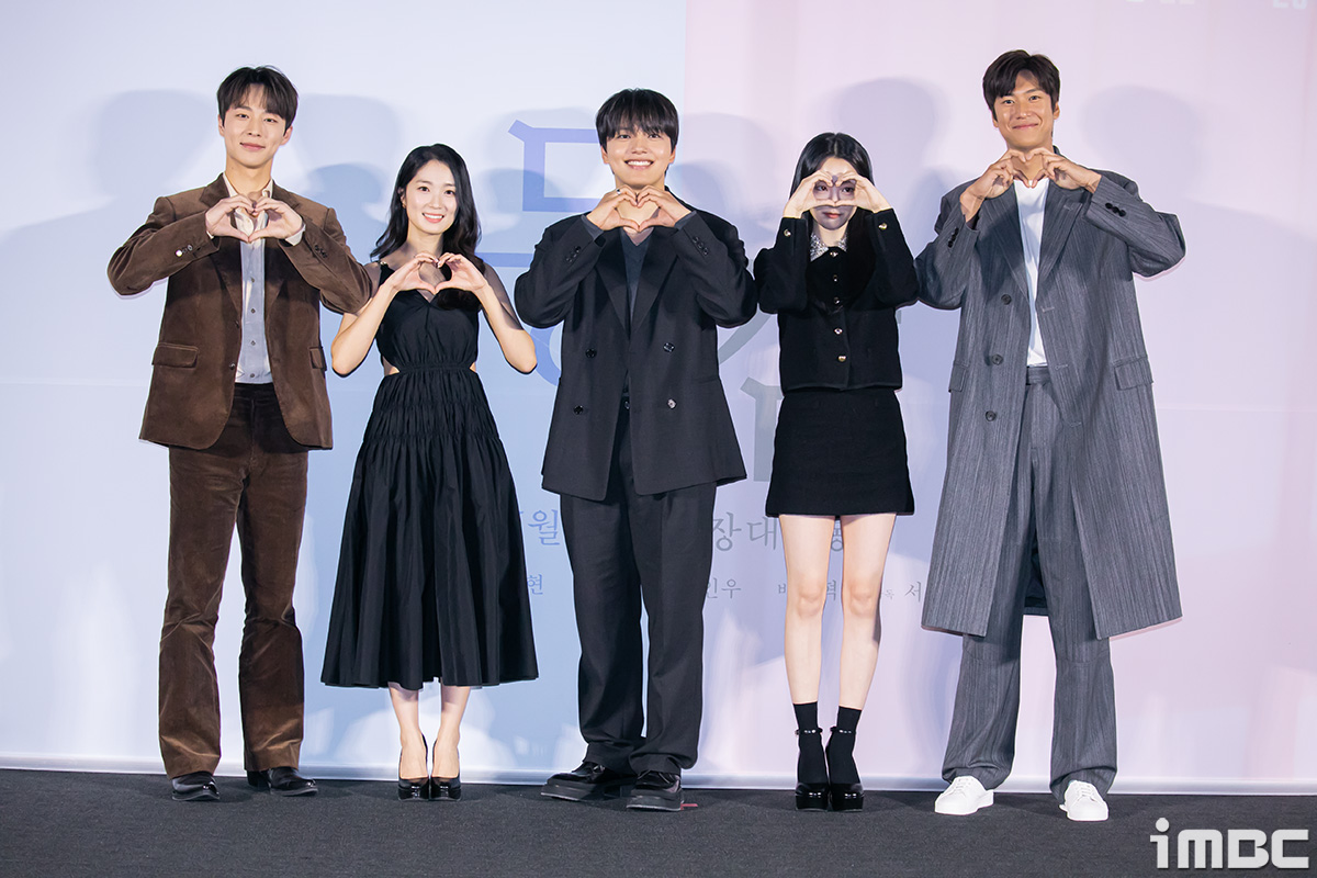 Yeo Jin Goo and Cho Yi Hyun Share What It Was Like Starring in the 2022 Remake of  Ditto  - 74