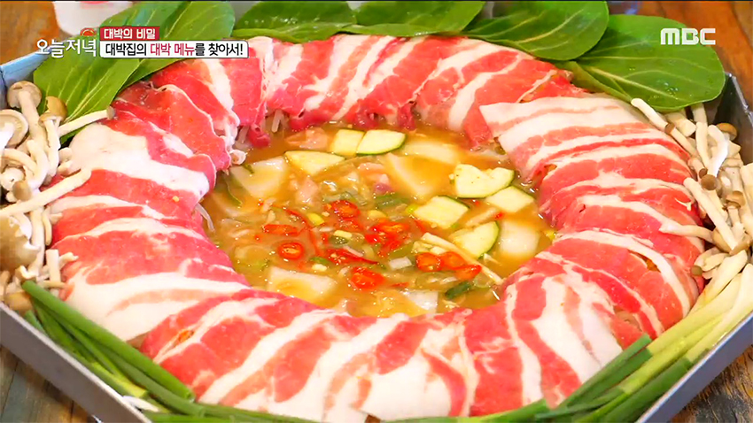 청국장으로 즐기는 샤부샤부?! 역대급 이색 조합 '청국장 샤부샤부'