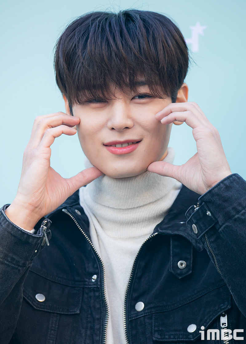 [포토] 더보이즈 주연, 두번 사랑하세요