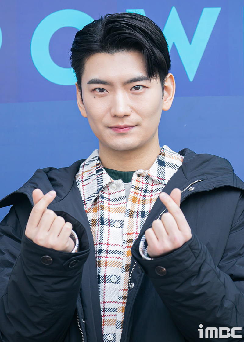 [포토] 에스페로 켄지, 짙은 잘생김
