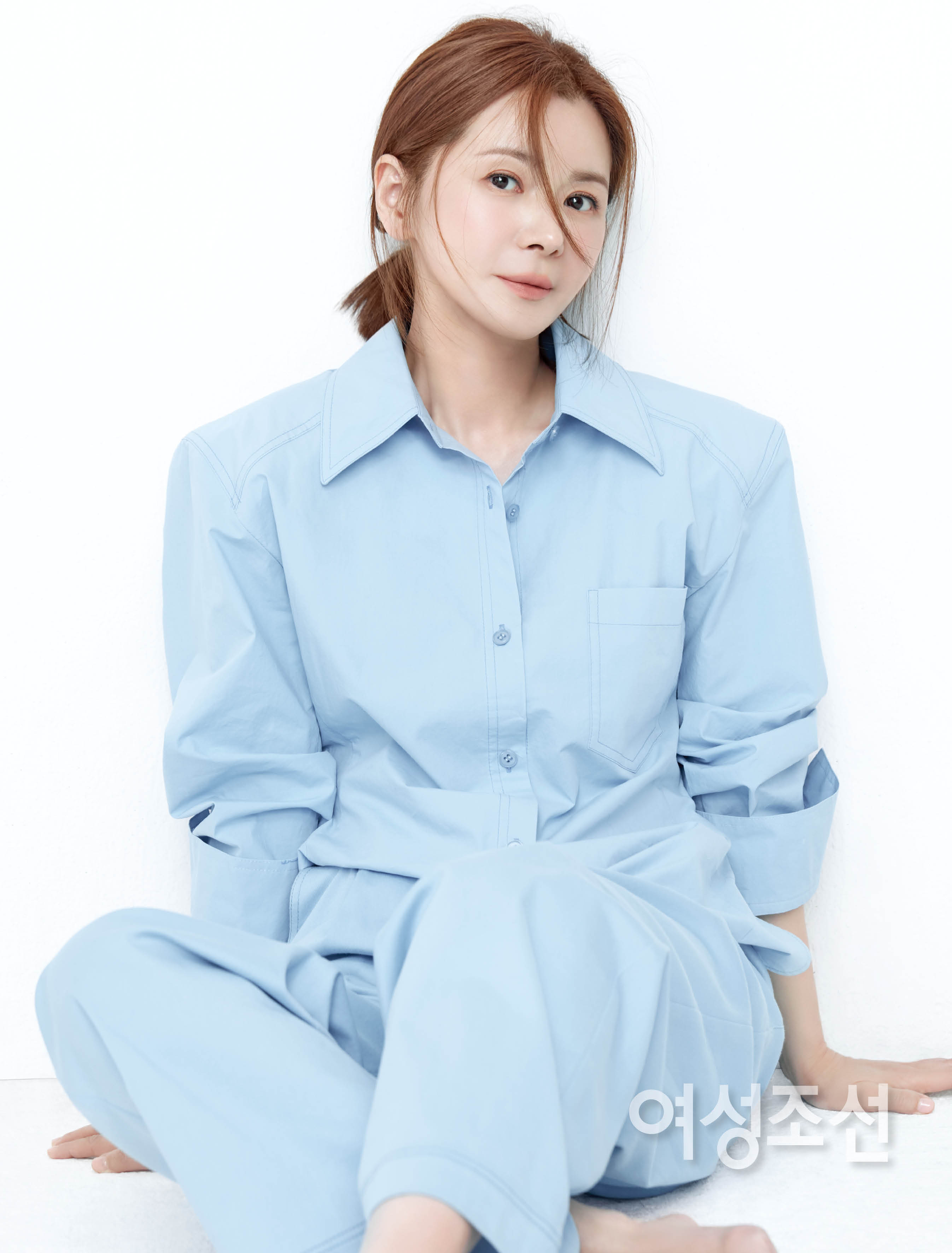 장서희, 동안 미모 자랑 “연기는 나이에 맞게 하려 한다” [화보]