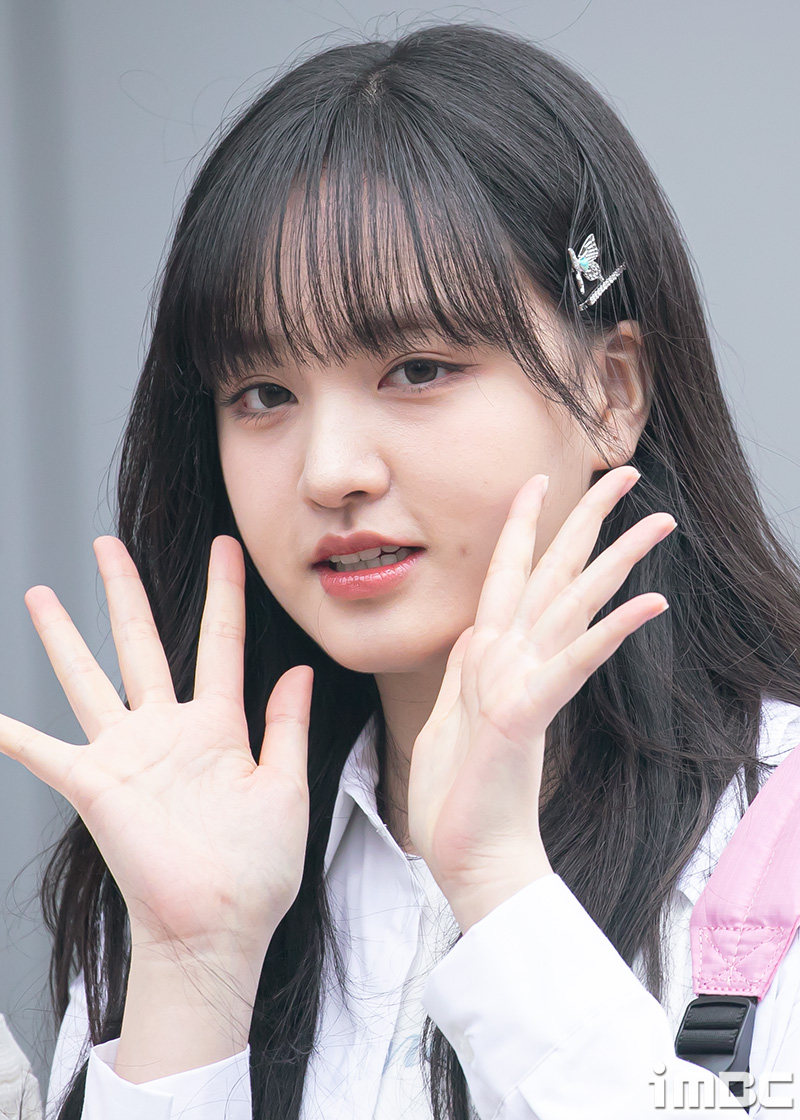 [포토] 아이브 리즈, 예쁘게 봐줍서예~