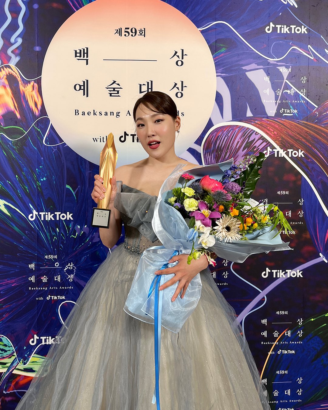 ‘예능상’ 이은지, 눈물의 수상 소감 “정말 예상하지 못했다” (백상예술대상)