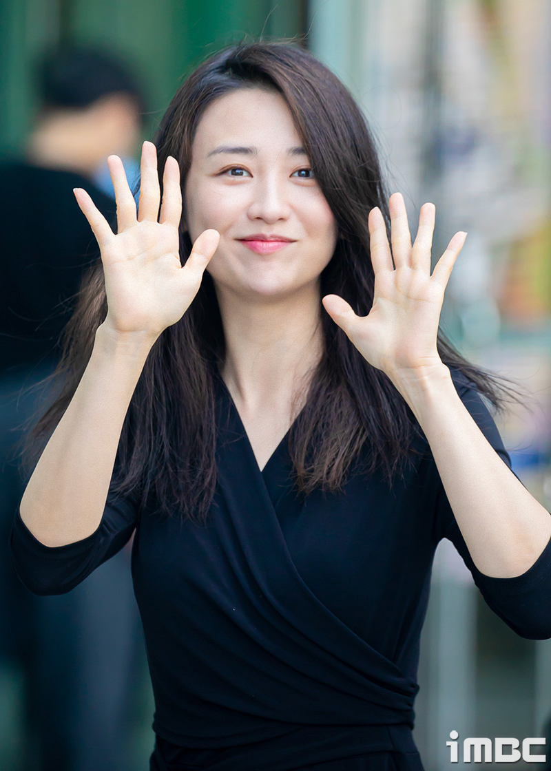 [포토] 박하선, 어디로 가고 싶으신가요?