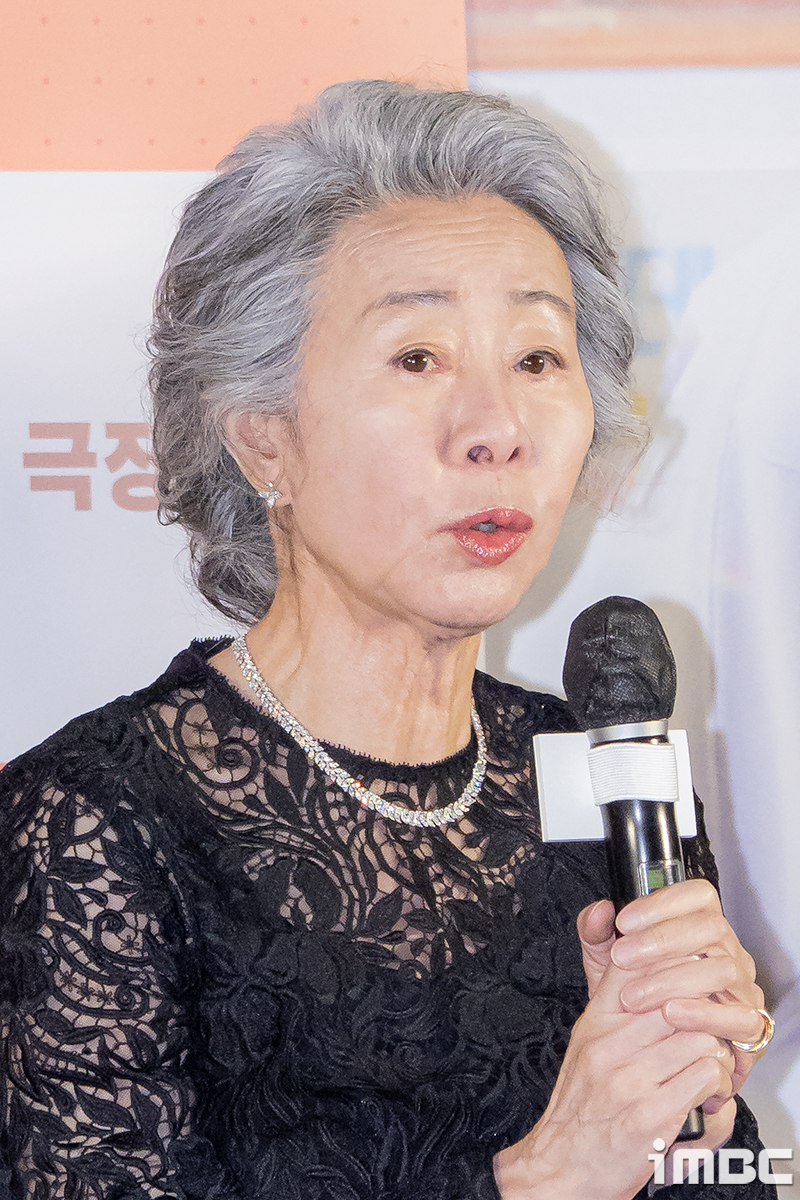 '도그데이즈' 윤여정 