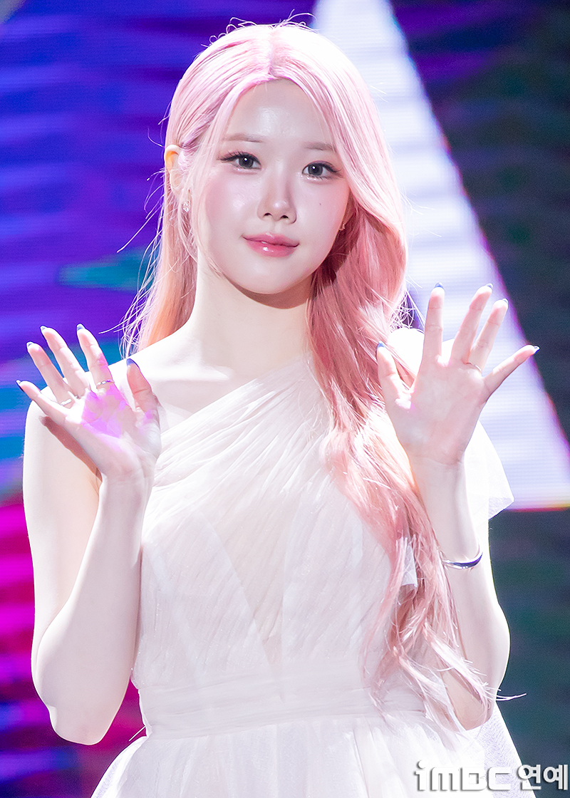 러블리핑크 이미지