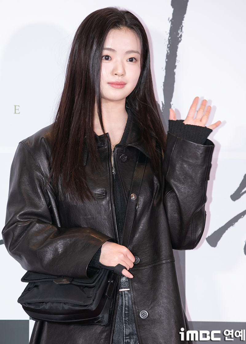 [포토] 김시아, 돋보이는 신비로움