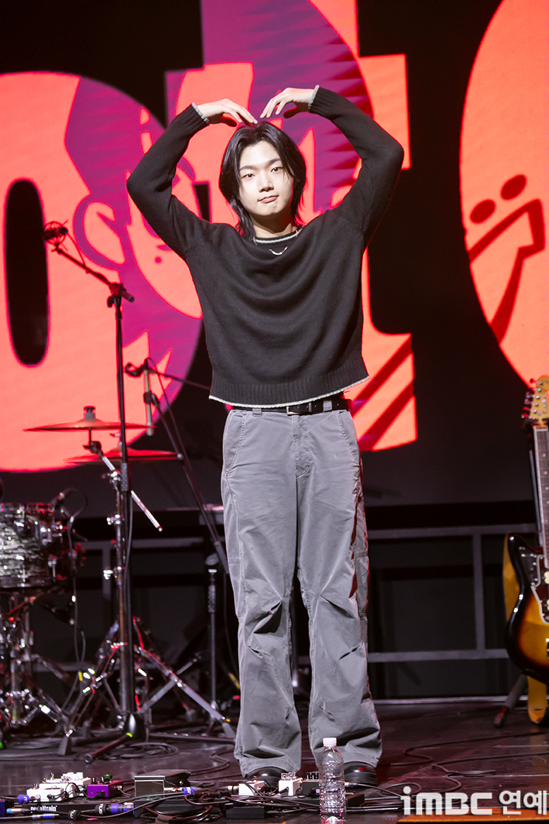 고강도 이미지