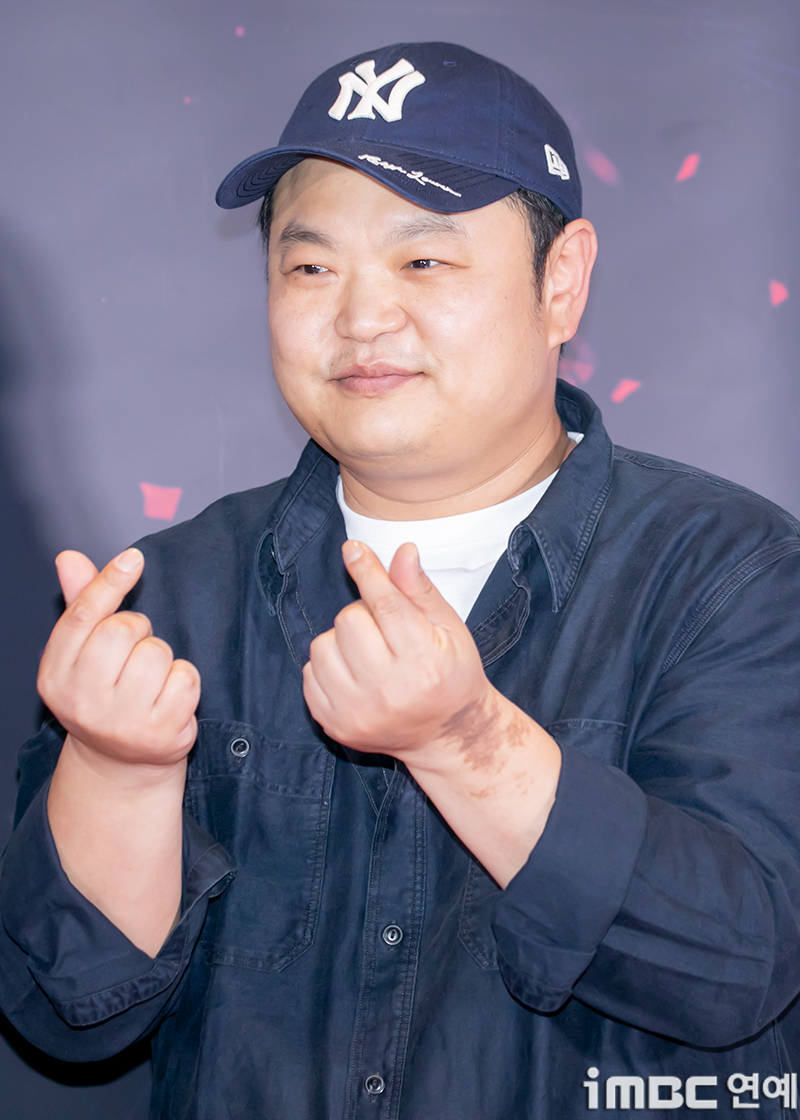 [포토] 고규필, 초롱이 의리