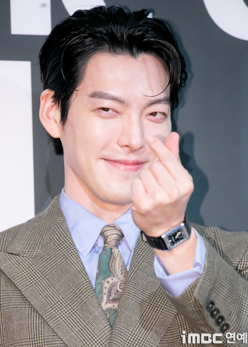 위트 이미지