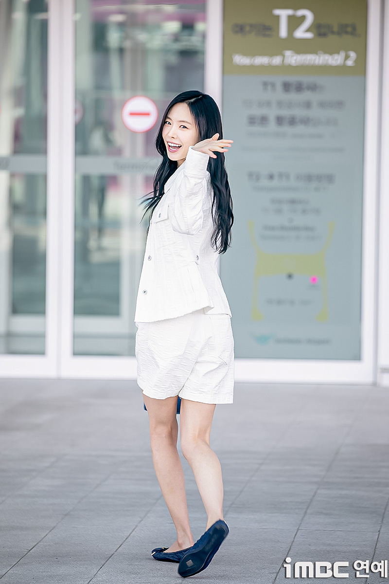 [포토] 손나은, 신나요 또 봐요~