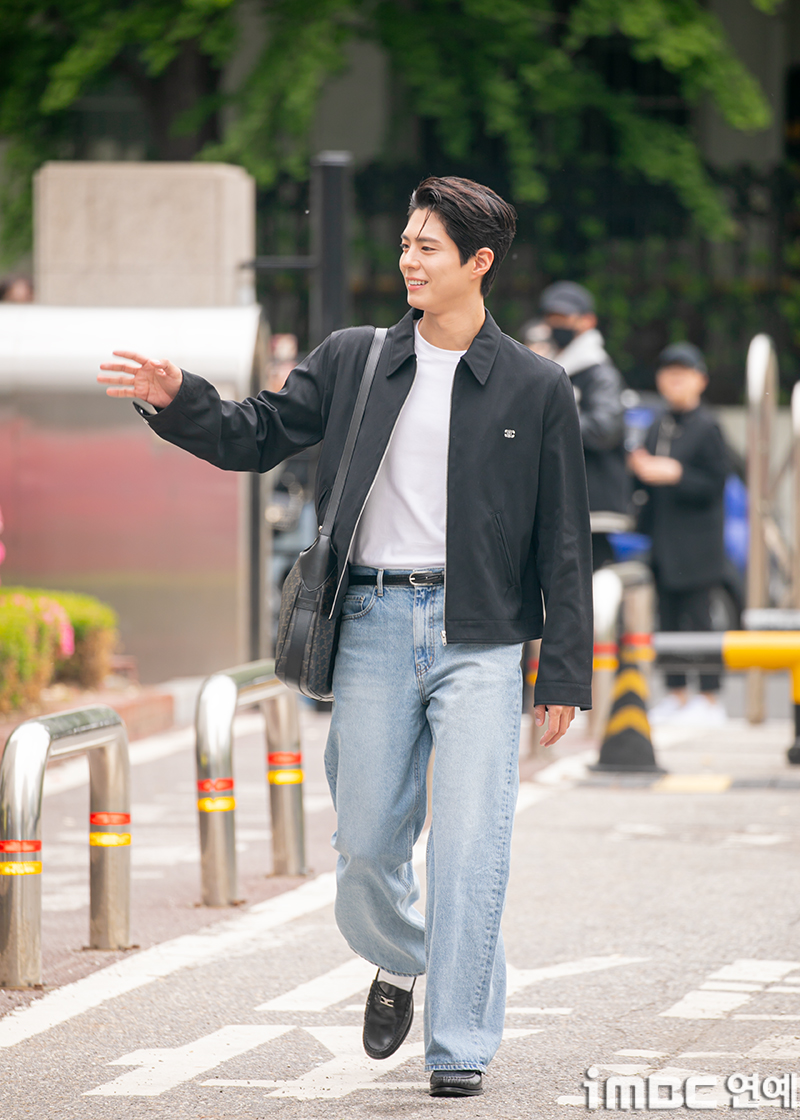 [포토] 박보검, 수많은 팬에 진심 깜놀