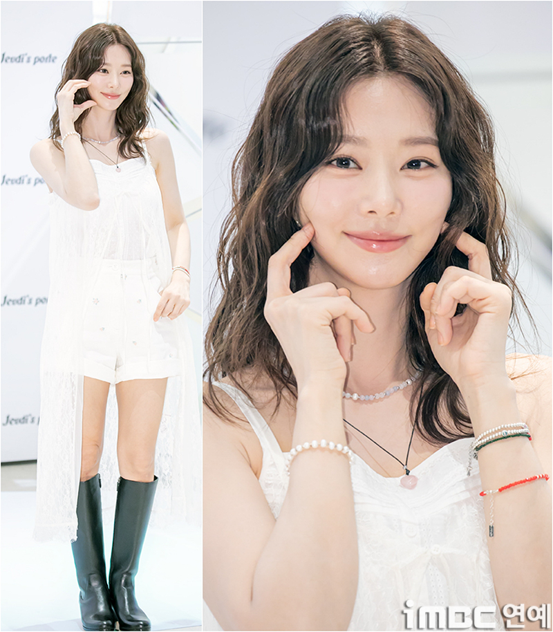 [포토] 이주빈, 일요일에 만난 '목요일 섬 미녀'