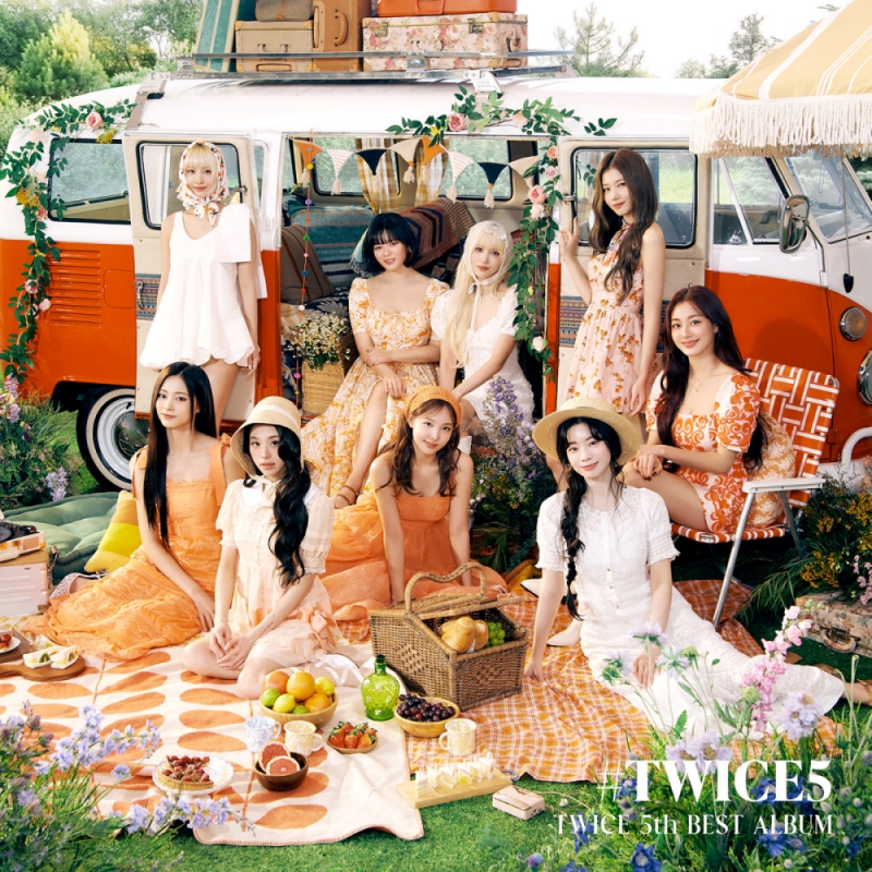 트와이스, 日 베스트 5집 발매…"♥원스에게 주는 선물"