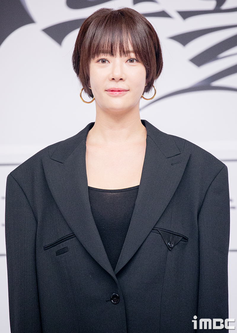 황정음, 회삿돈 42억 빼돌려 암호화폐 투자 의혹…소속사는 "확인 중" [공식입장]