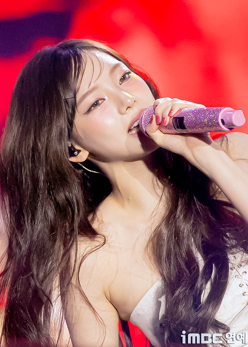 [포토] 카리나, 제가 신이납니다~