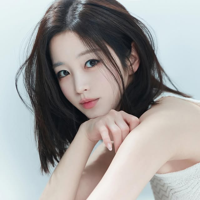 '마약 논란' 김나정, 4개월 만에 SNS 복귀 [소셜in]