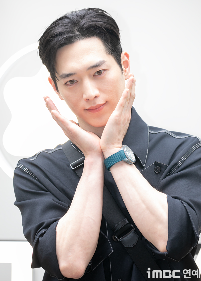 더핸섬 이미지