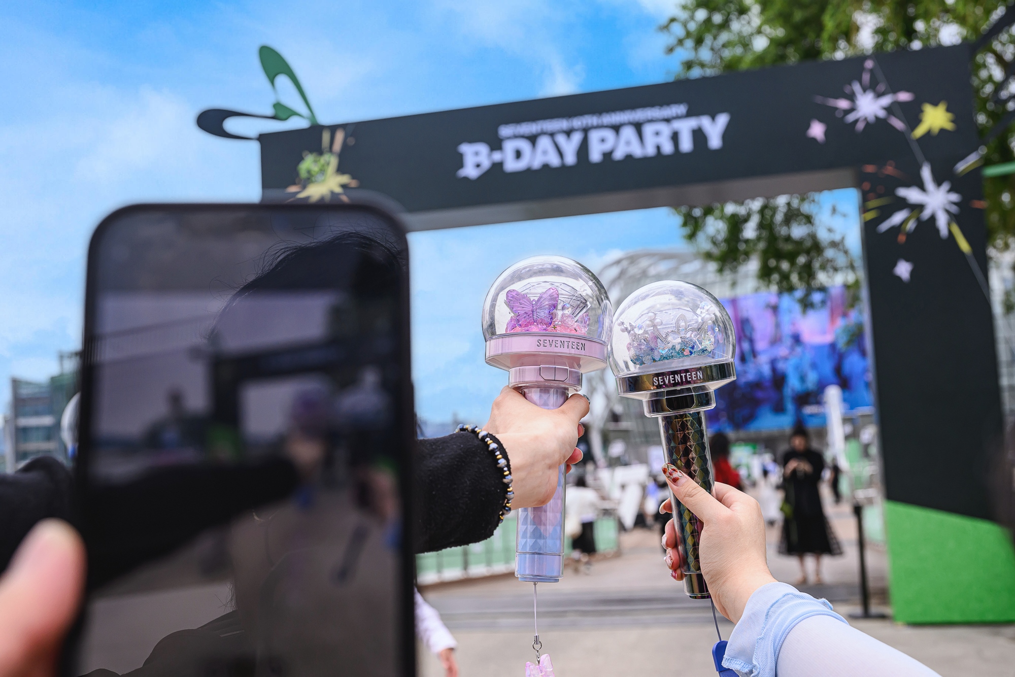 20만↑ 운집→캐럿봉 물결…세븐틴 'B-DAY PARTY' 성료