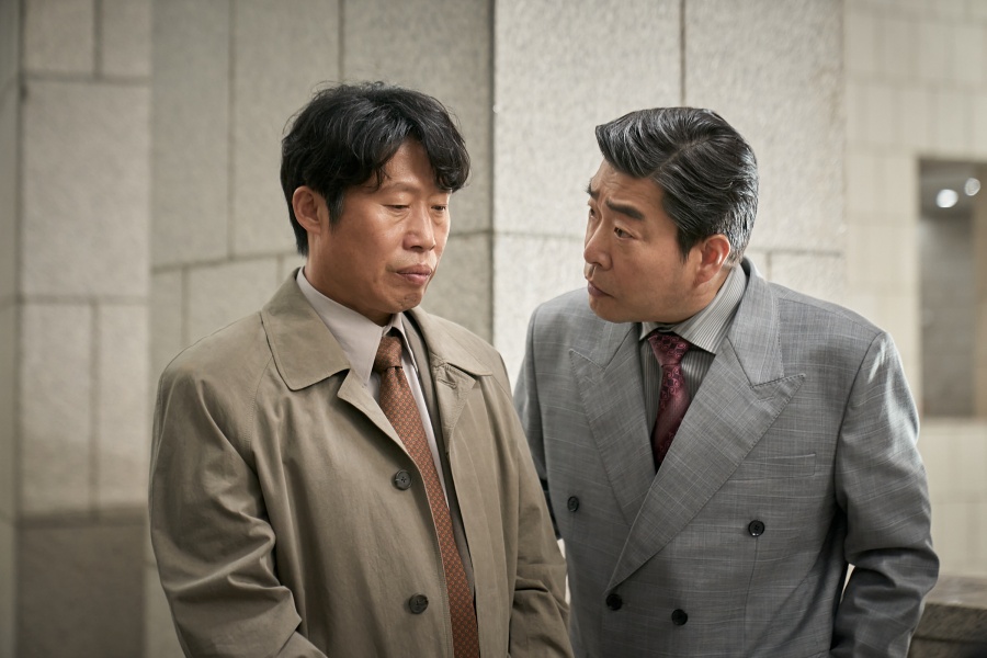 [애프터스크리닝] '소주전쟁'이 던지는 모럴헤저드의 민낯 ★★