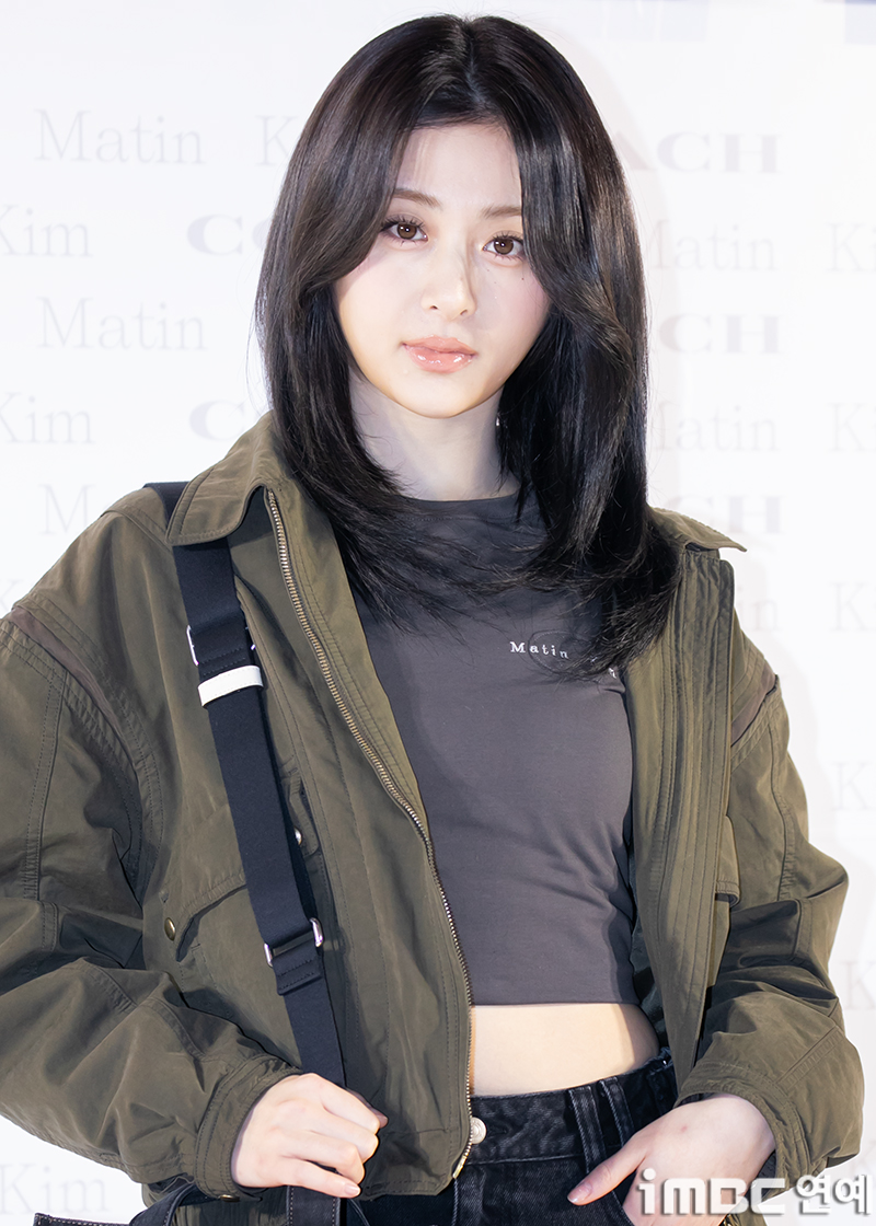 르세라핌 허윤진, 허리 통증→위버스콘 불참 [공식입장]