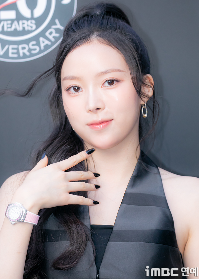 [포토] 미야오 나린, 블랙 네일
