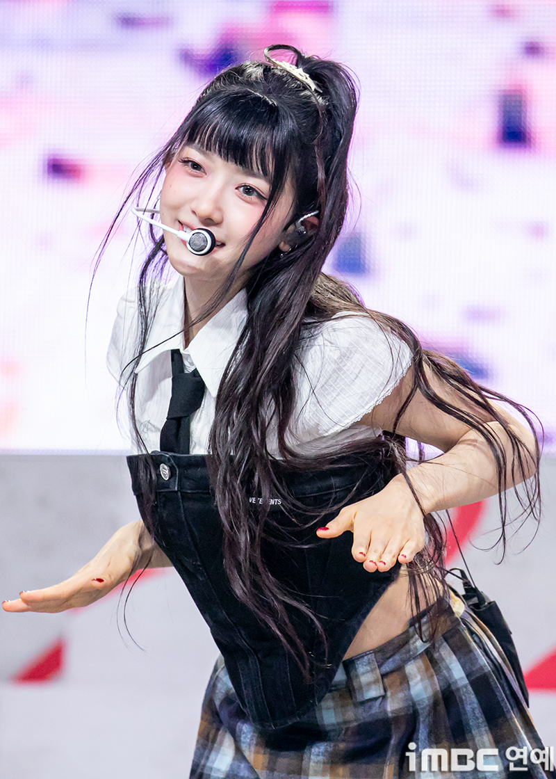[포토] 베이비돈크라이 쿠미, 병아리 날아 올라