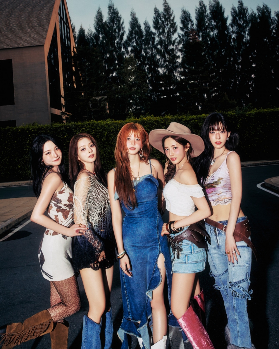 프로미스나인 "부담감 없다면 거짓…팬들에 보답하고파" [일문일답]