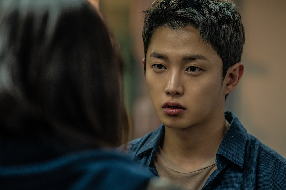 언제 쉬나요? 김민석, '샤크'처럼 재빠르고 '태풍'처럼 몰아치는