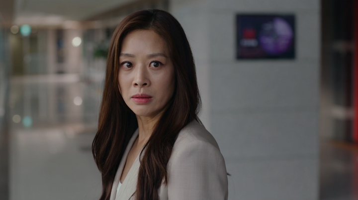 '태양을 삼킨 여자' 장신영, 정체 밝힐까? 오창석, 최수견 인질로 협박